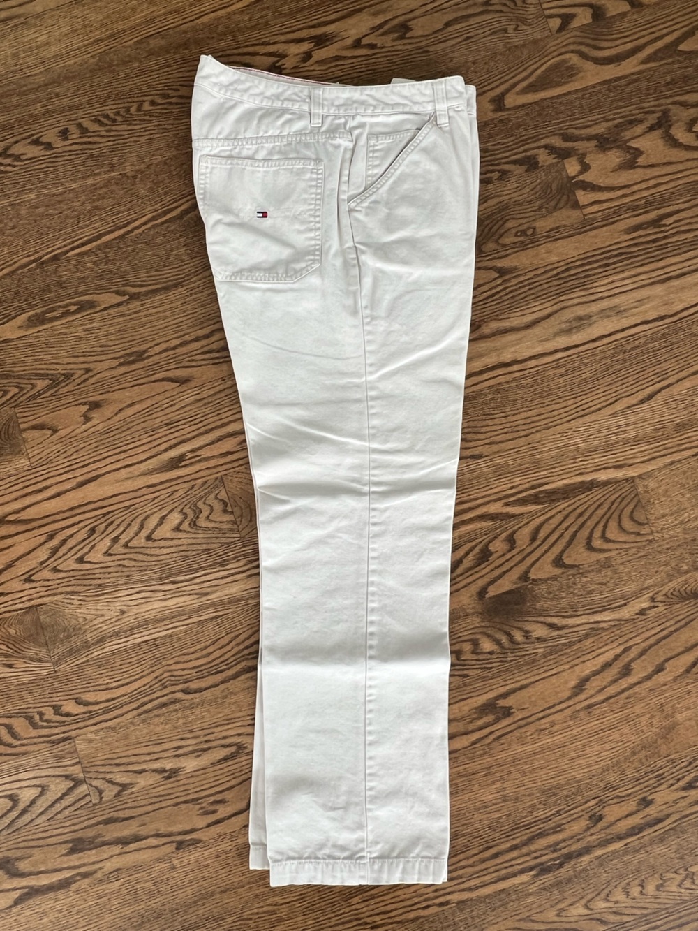 Tommy Hilfiger Women’s White Straight Fit Chino Jeans